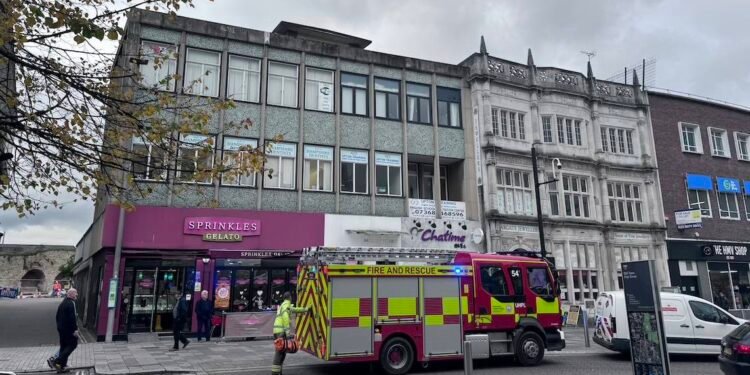 Firefighters called to Costa Coffee Southampton after coffee drinker becomes trapped in toilet