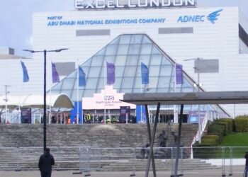 Remember when the Government built temporary Tent Hospitals to ease Covid but now chooses 4* Hotels for illegal Migrants